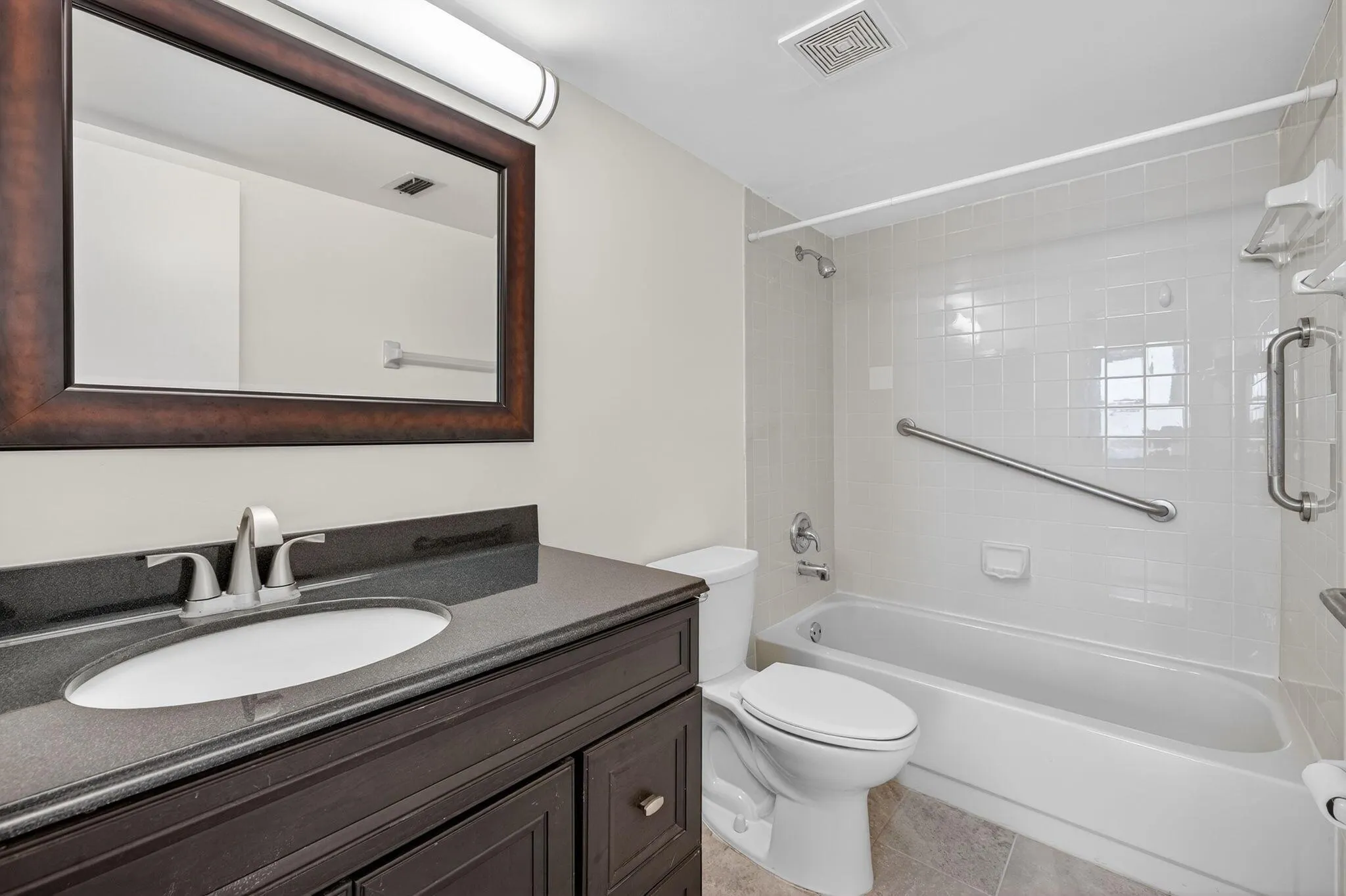 117 Lake Emerald Drive, #208