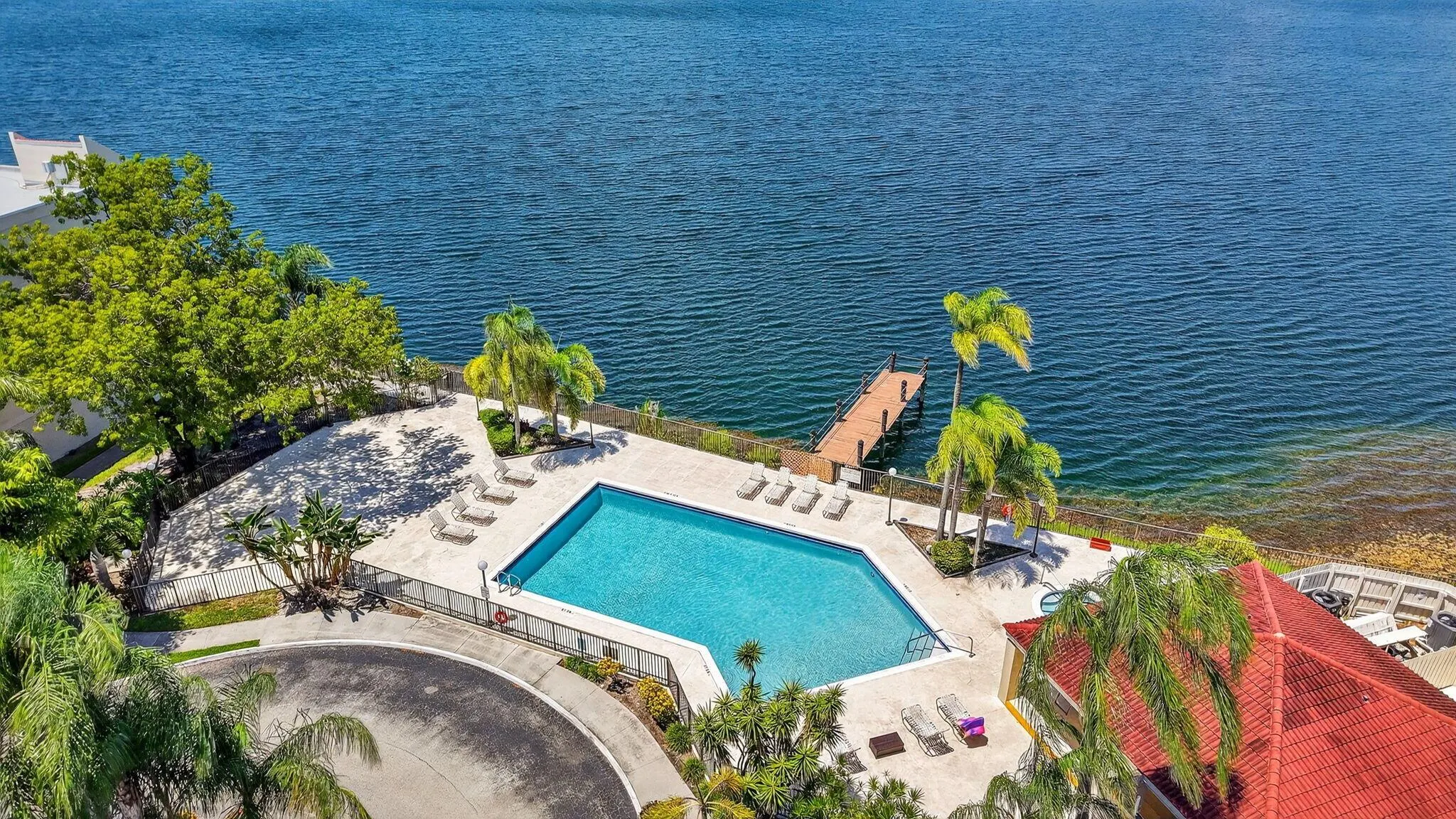 117 Lake Emerald Drive, #208
