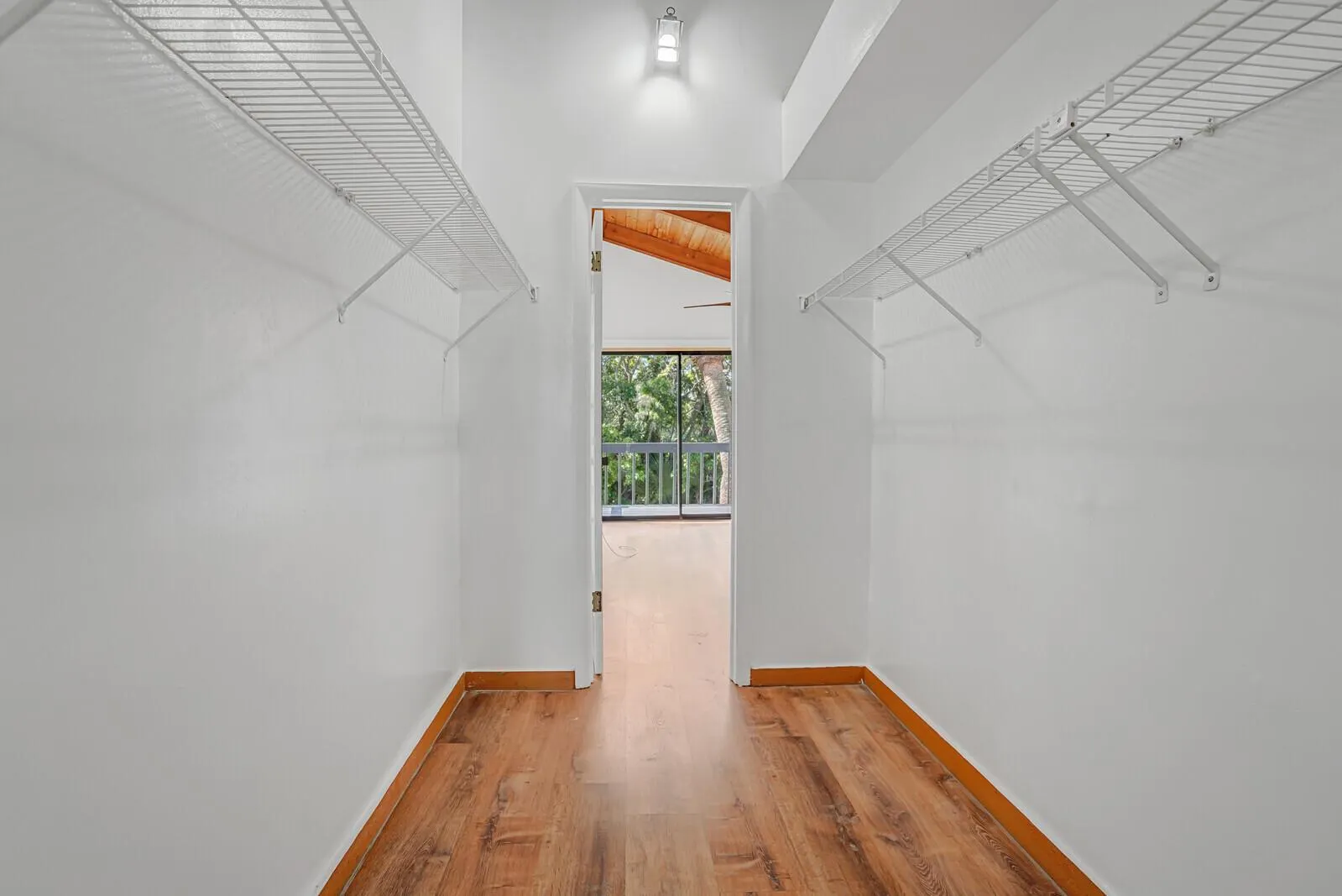 100 Sparrow Drive, #4