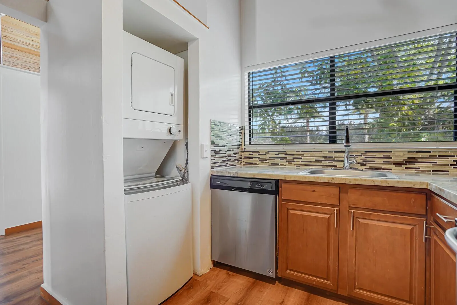 100 Sparrow Drive, #4