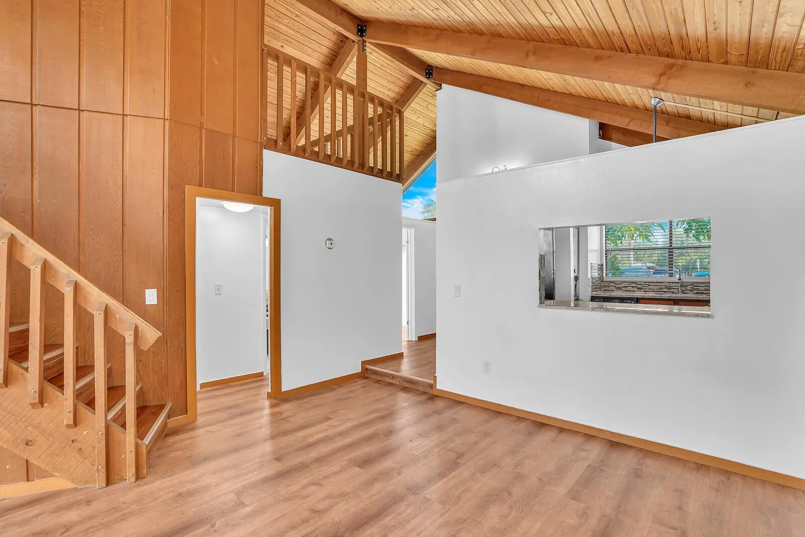 100 Sparrow Drive, #4