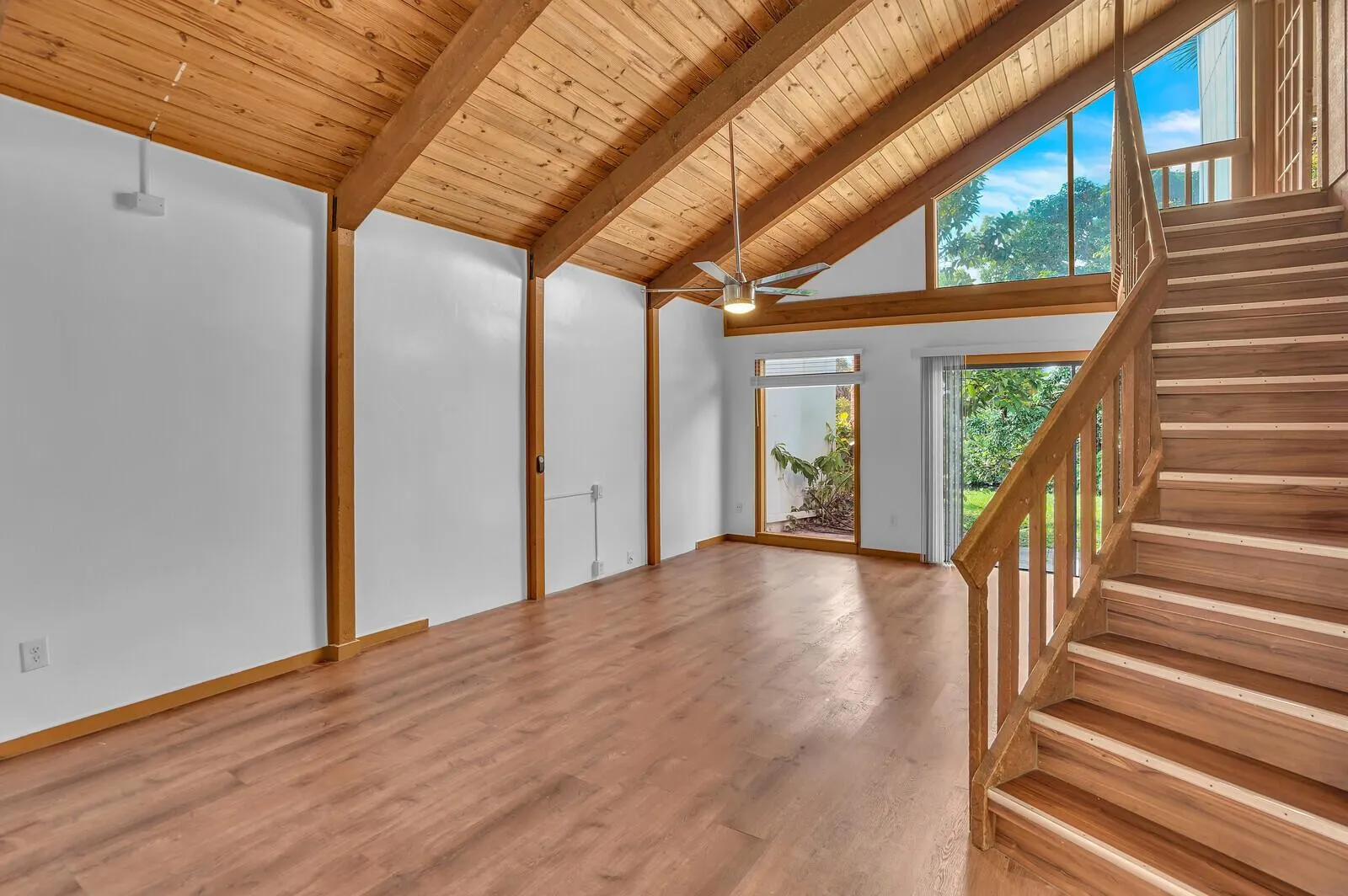 100 Sparrow Drive, #4