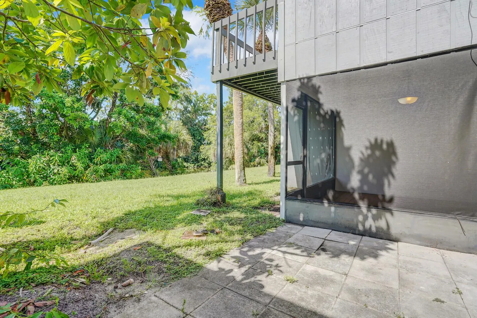 100 Sparrow Drive, #4
