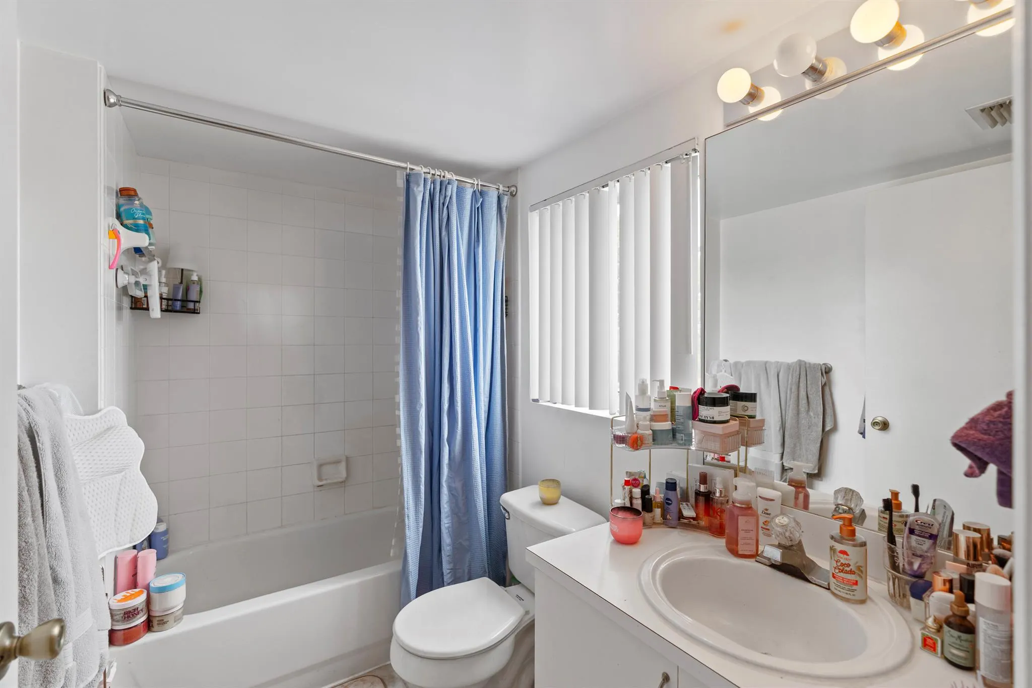 4187 N Haverhill Road, #505