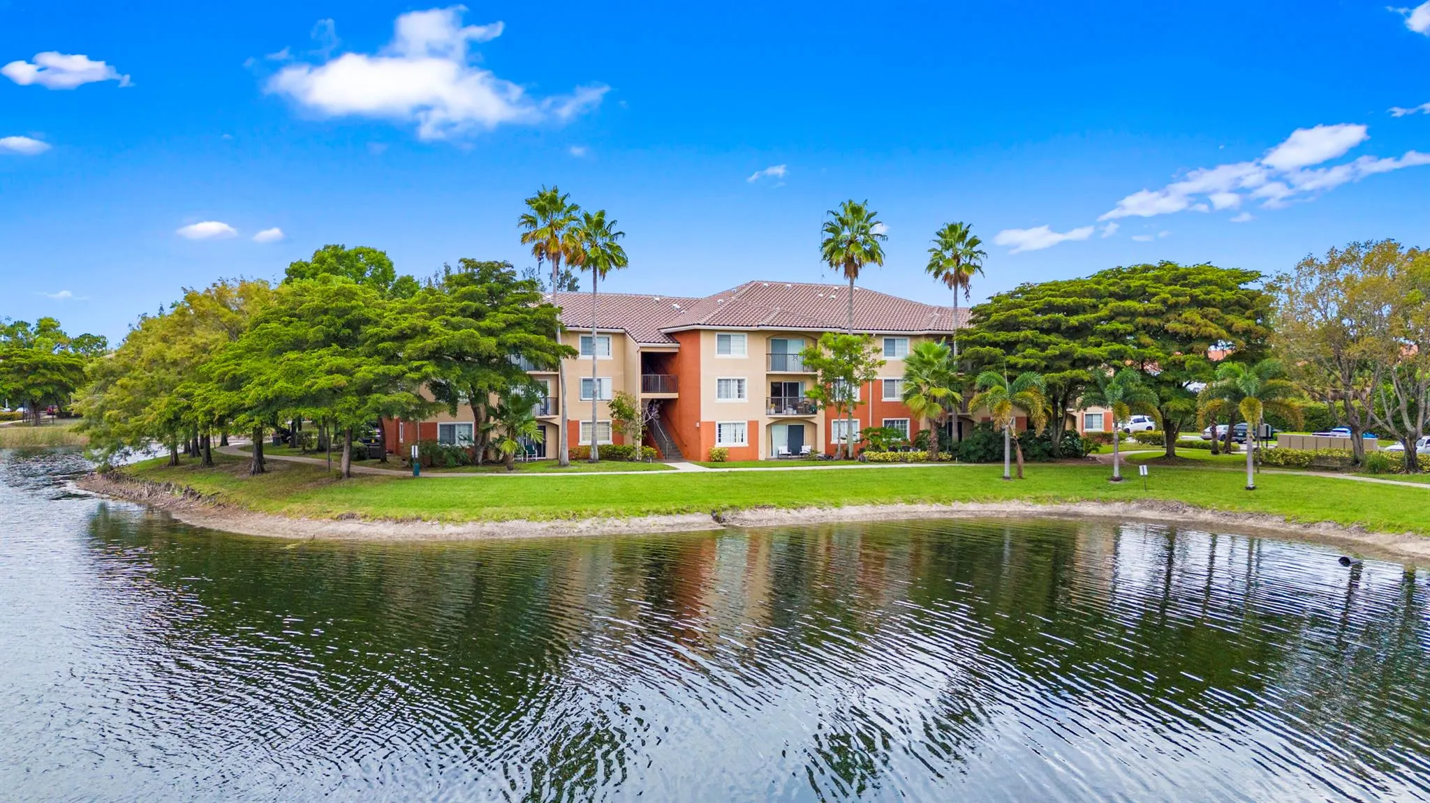 4187 N Haverhill Road, #505