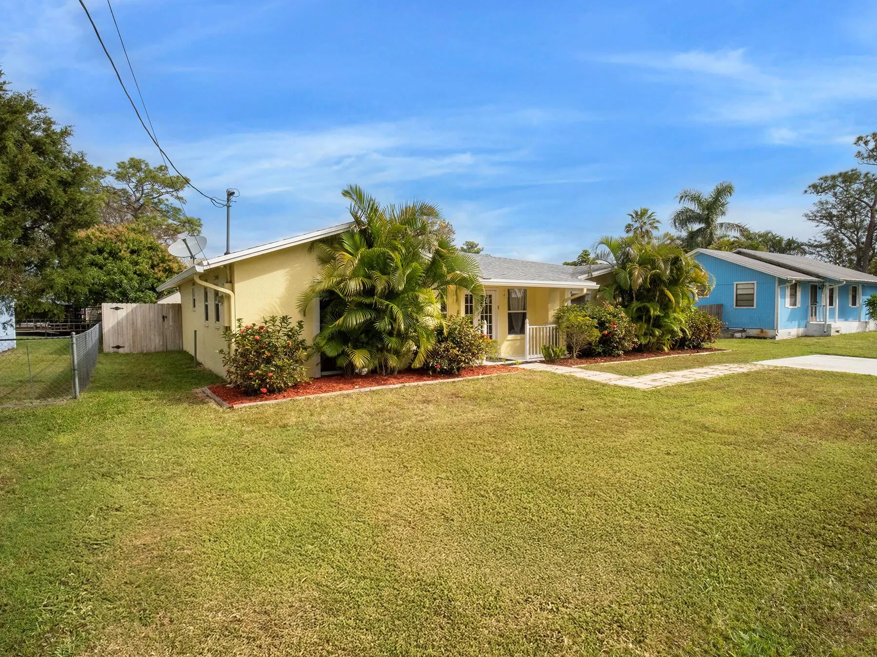 1287 SW Sunset Trail