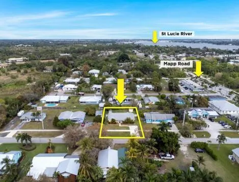 1287 SW Sunset Trail