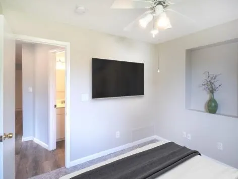 1287 SW Sunset Trail