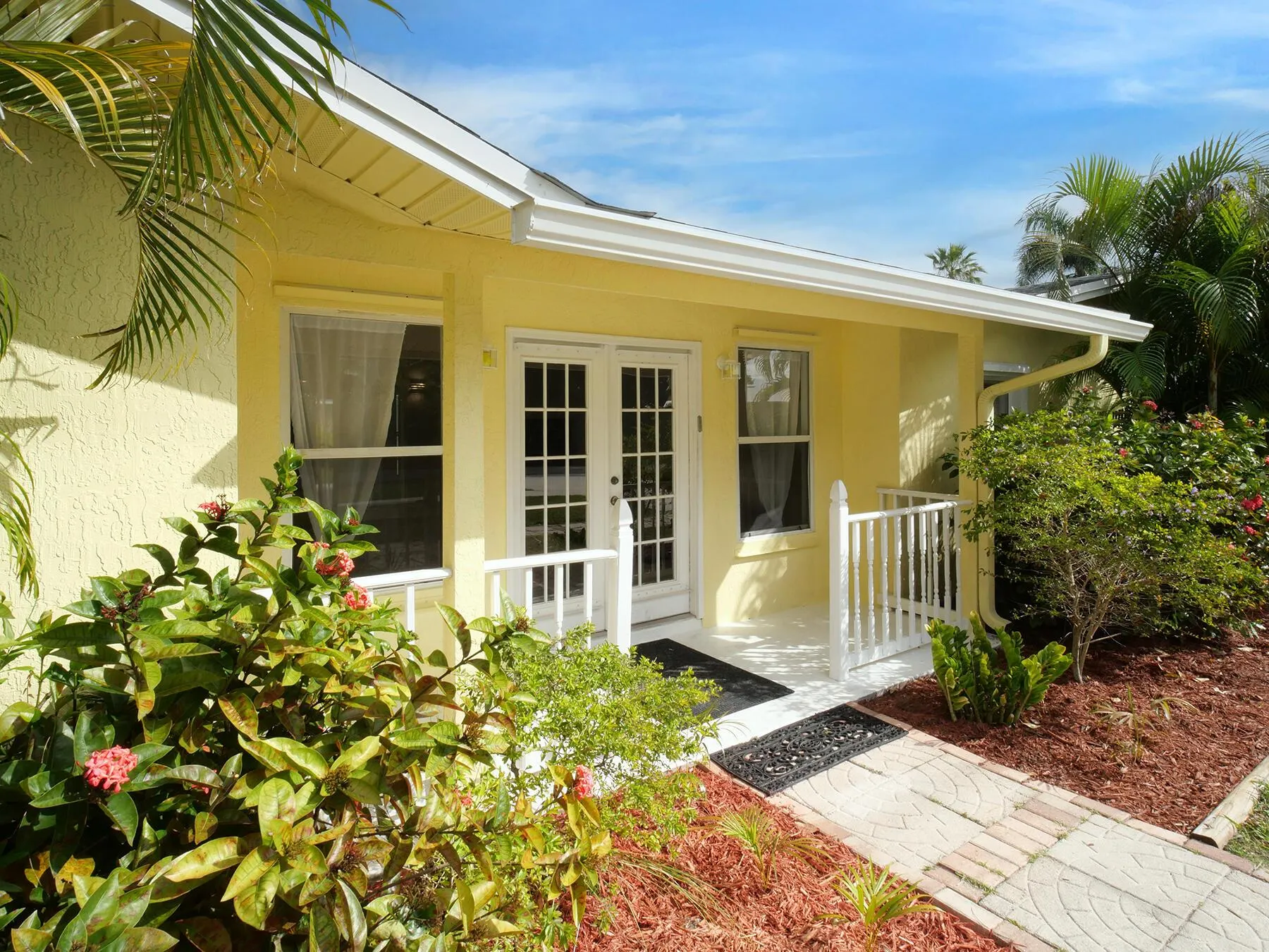 1287 SW Sunset Trail