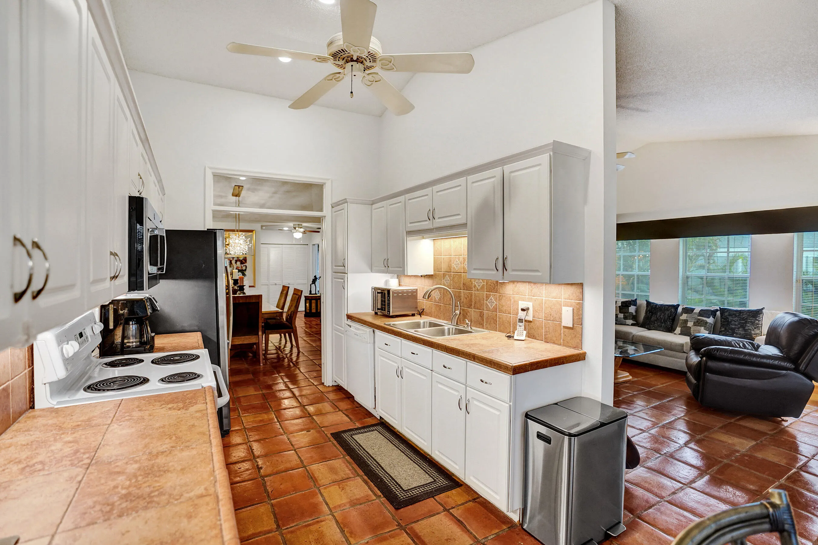10303 N Andover Coach Lane, #B1