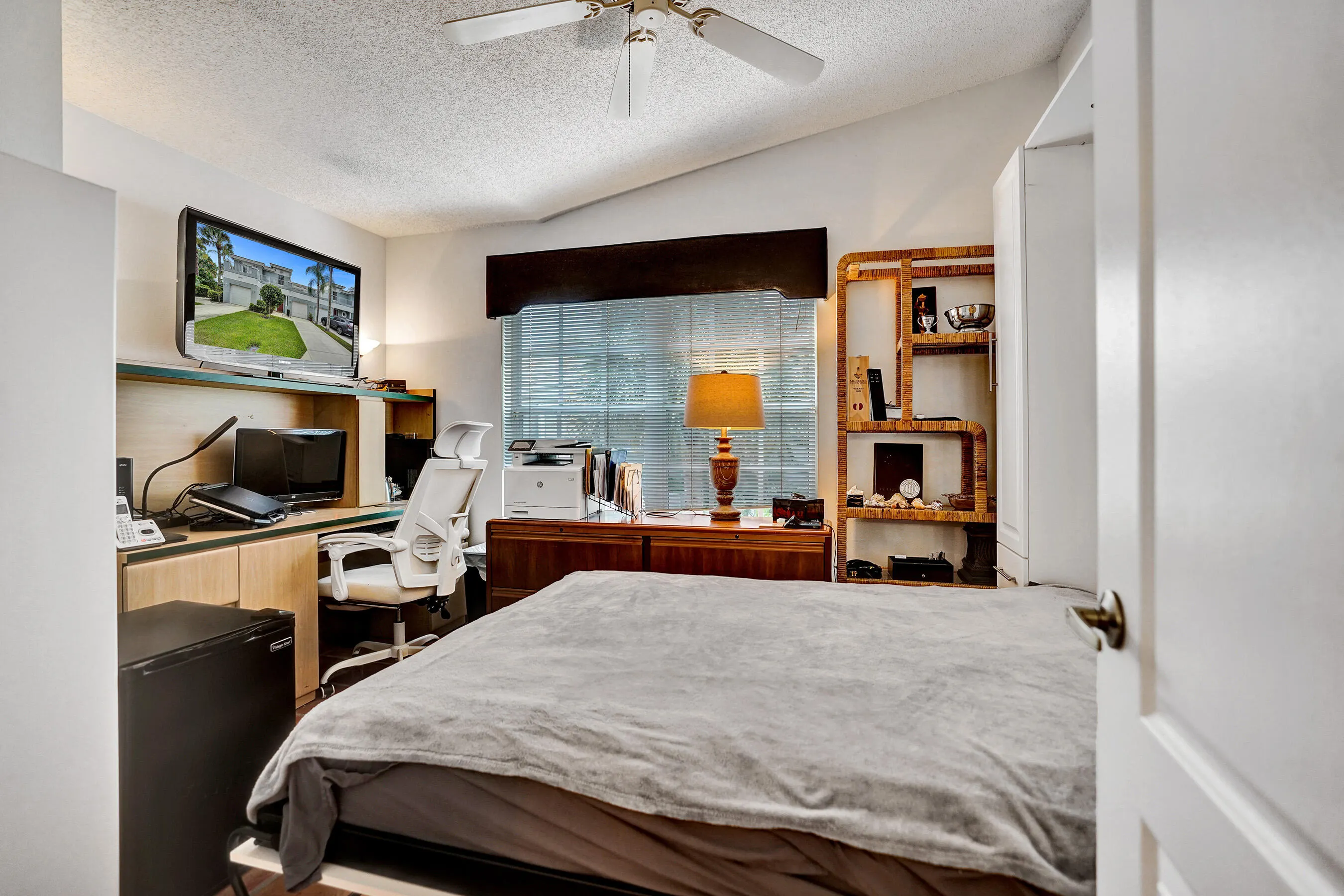 10303 N Andover Coach Lane, #B1