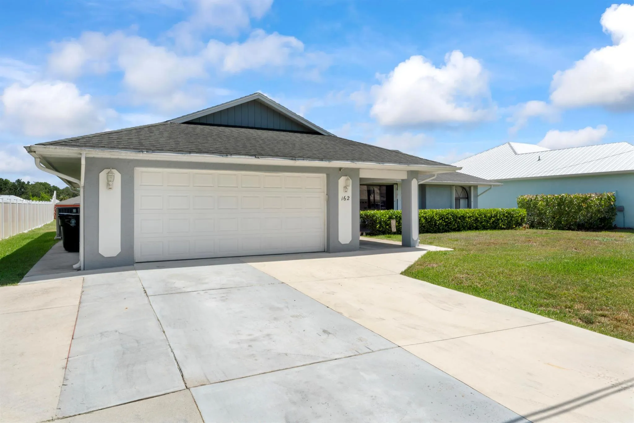162 SW Dalton Circle