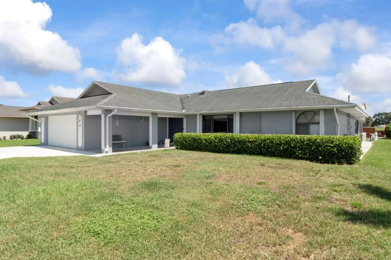 162 SW Dalton Circle
