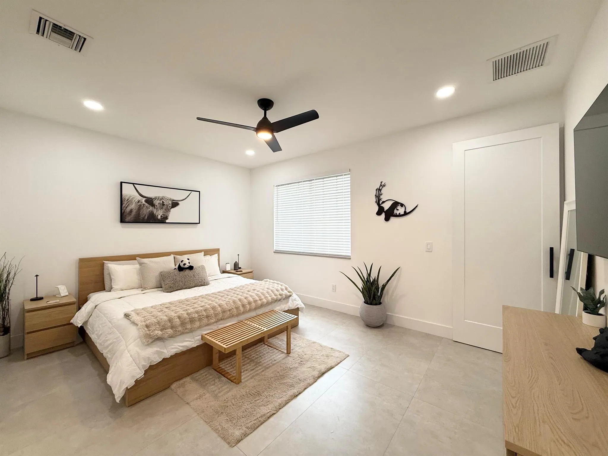 1015 Ventnor Avenue, #3d
