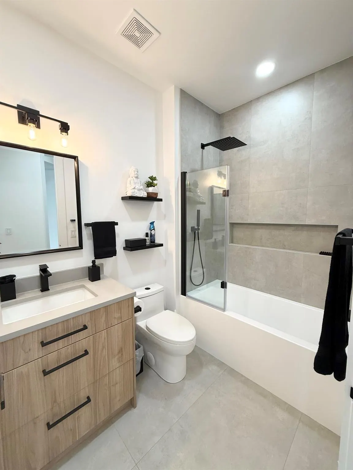 1015 Ventnor Avenue, #3d
