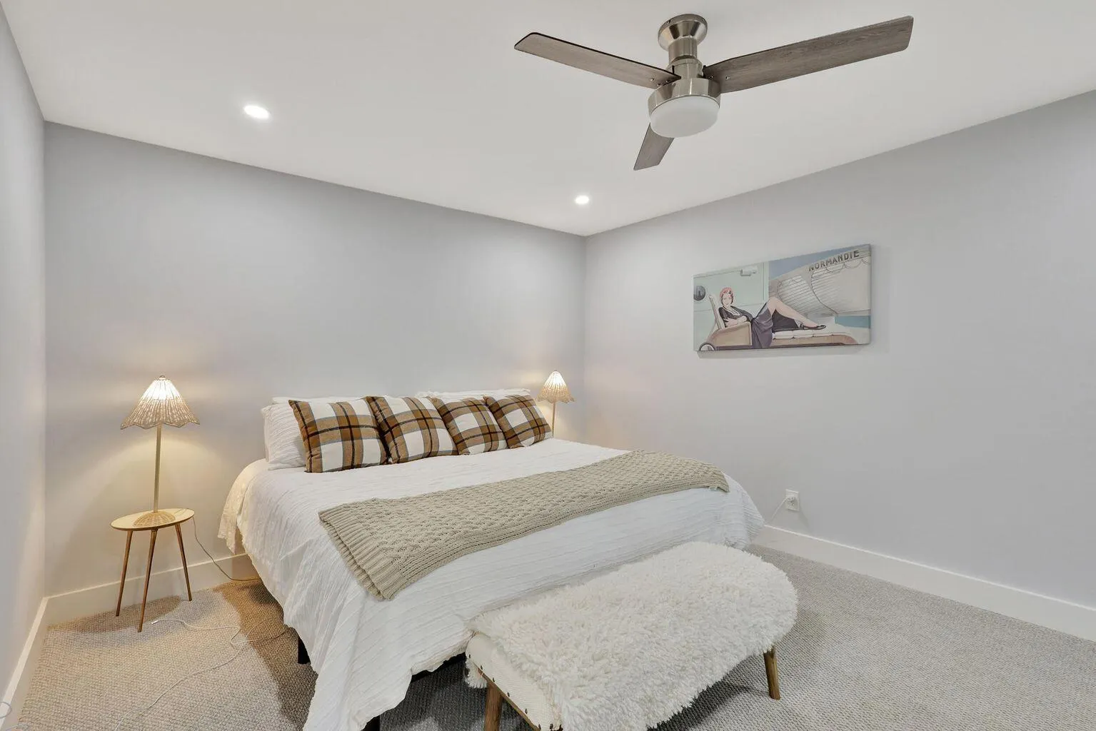 95 Pelican Pointe Drive, #2010