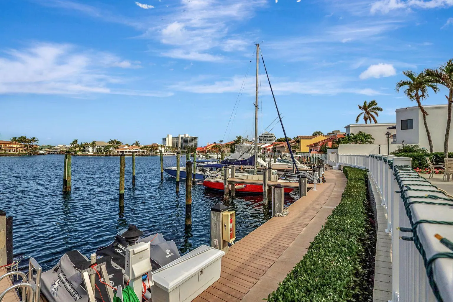95 Pelican Pointe Drive, #2010
