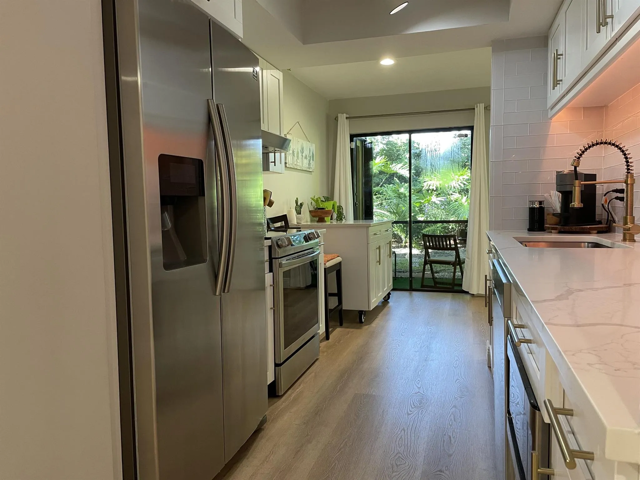 12725 Shoreline Drive, #6d