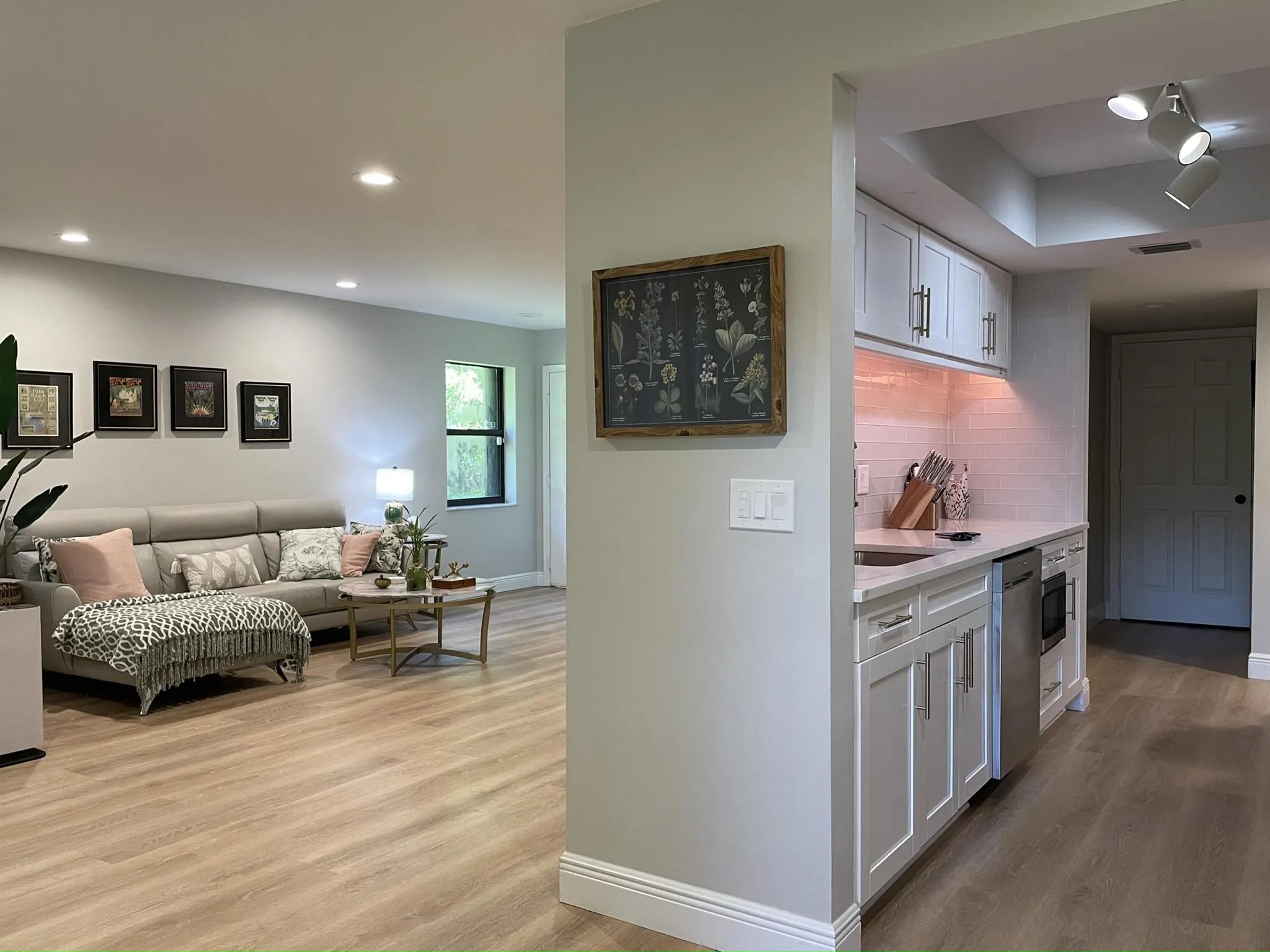 12725 Shoreline Drive, #6d
