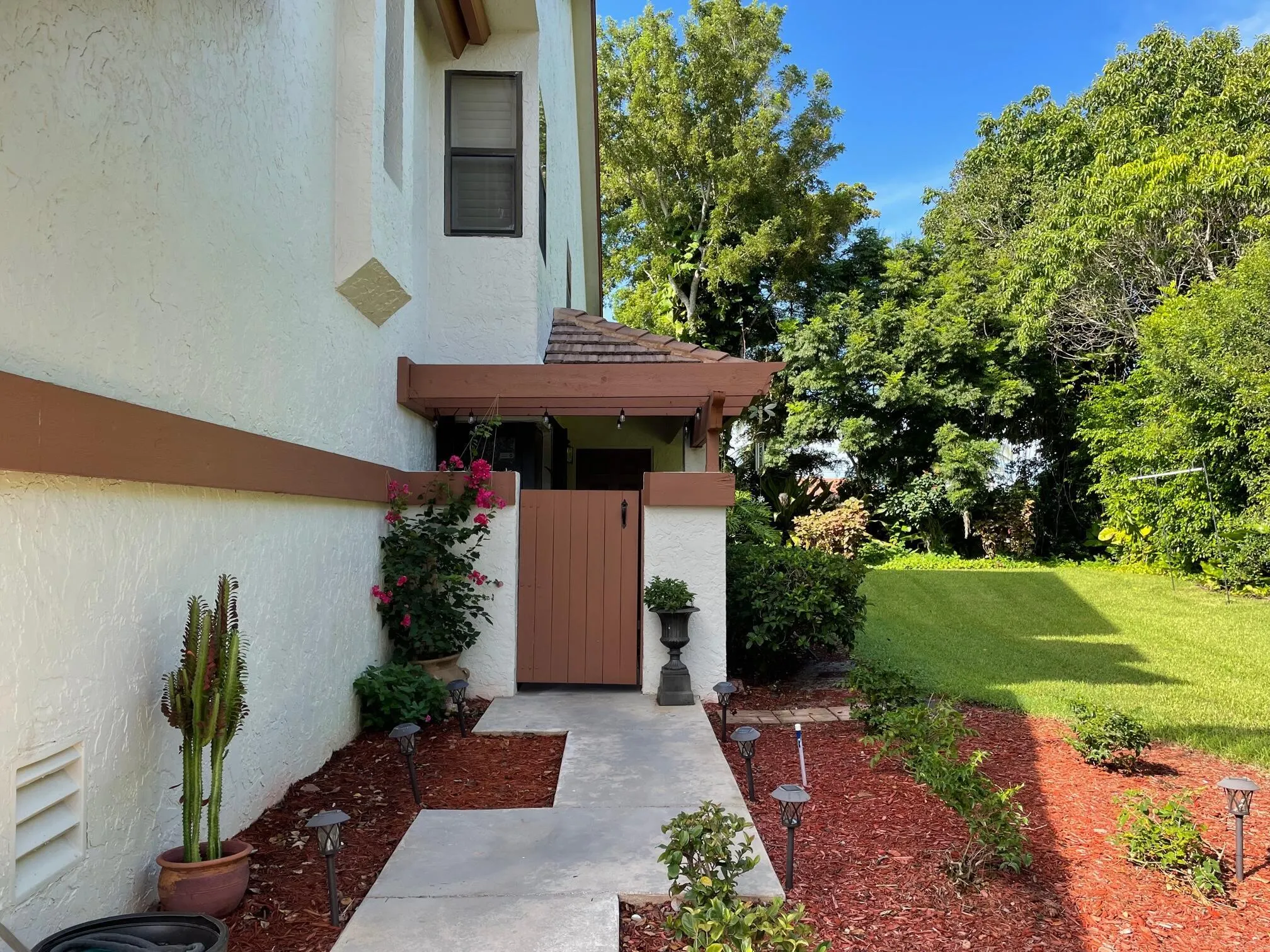 12725 Shoreline Drive, #6d