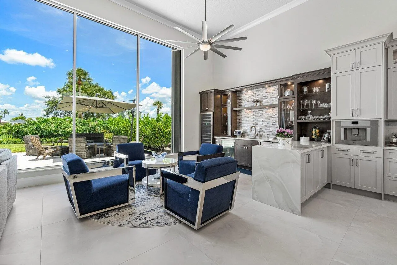1144 Crystal Drive