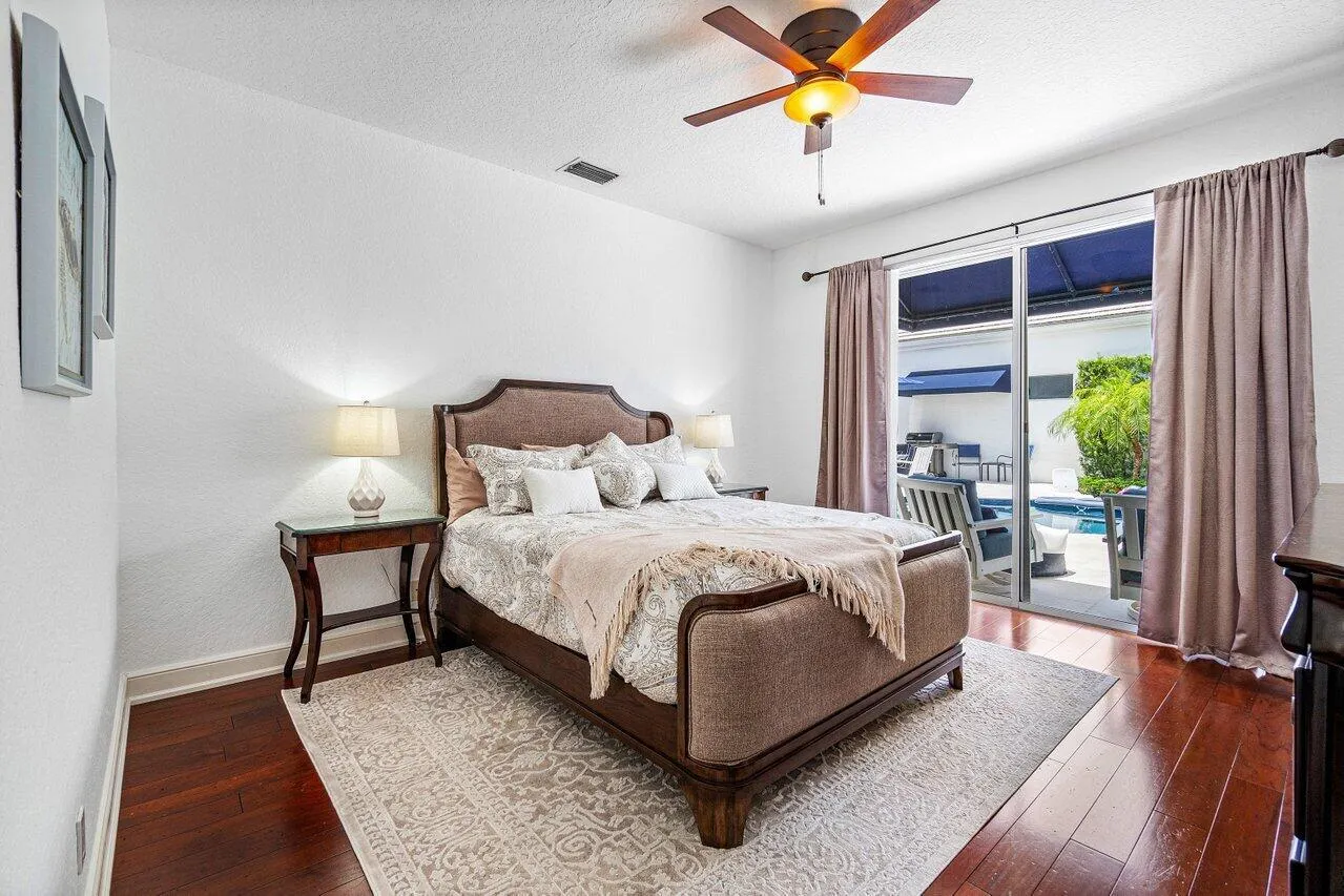 1144 Crystal Drive