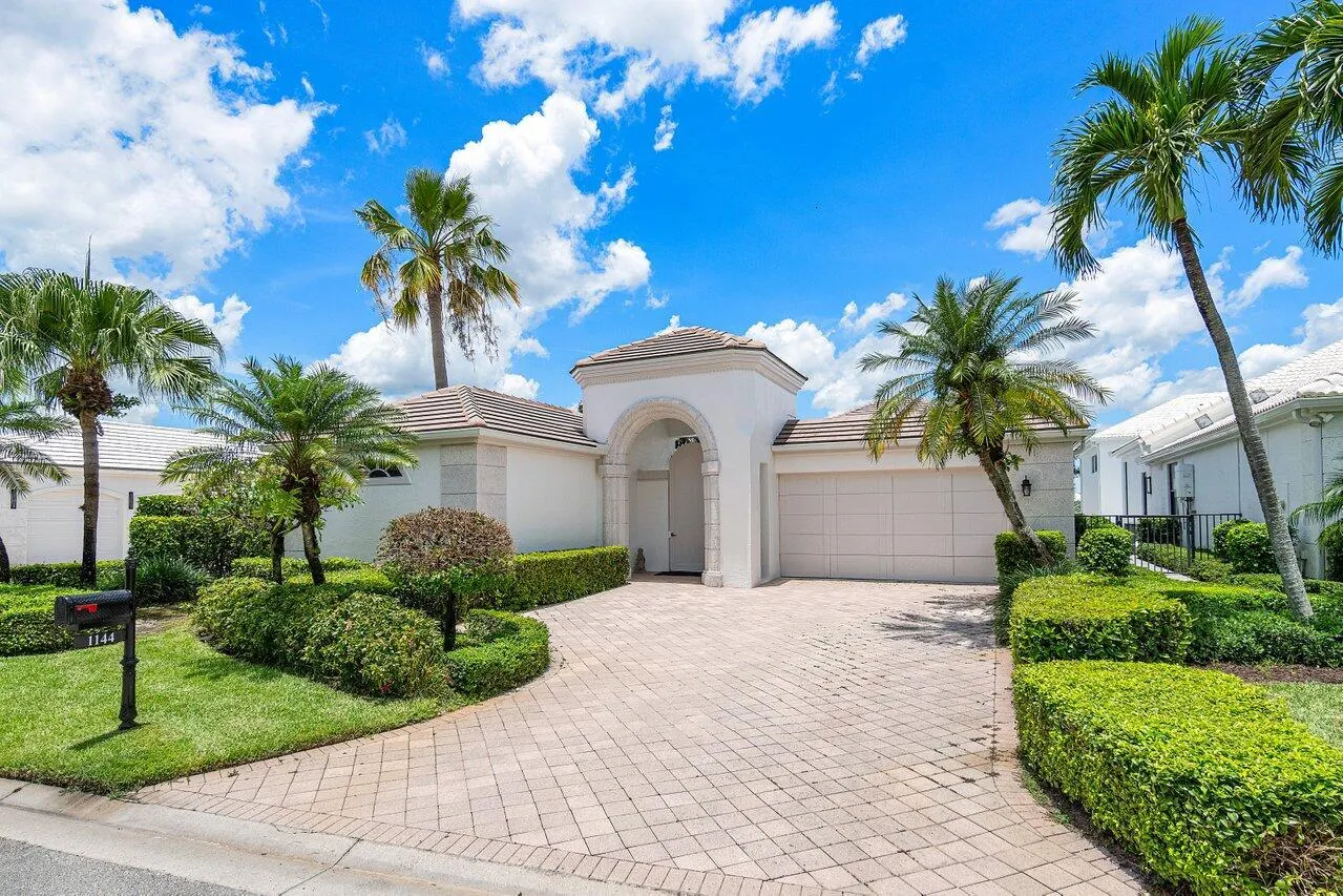 1144 Crystal Drive