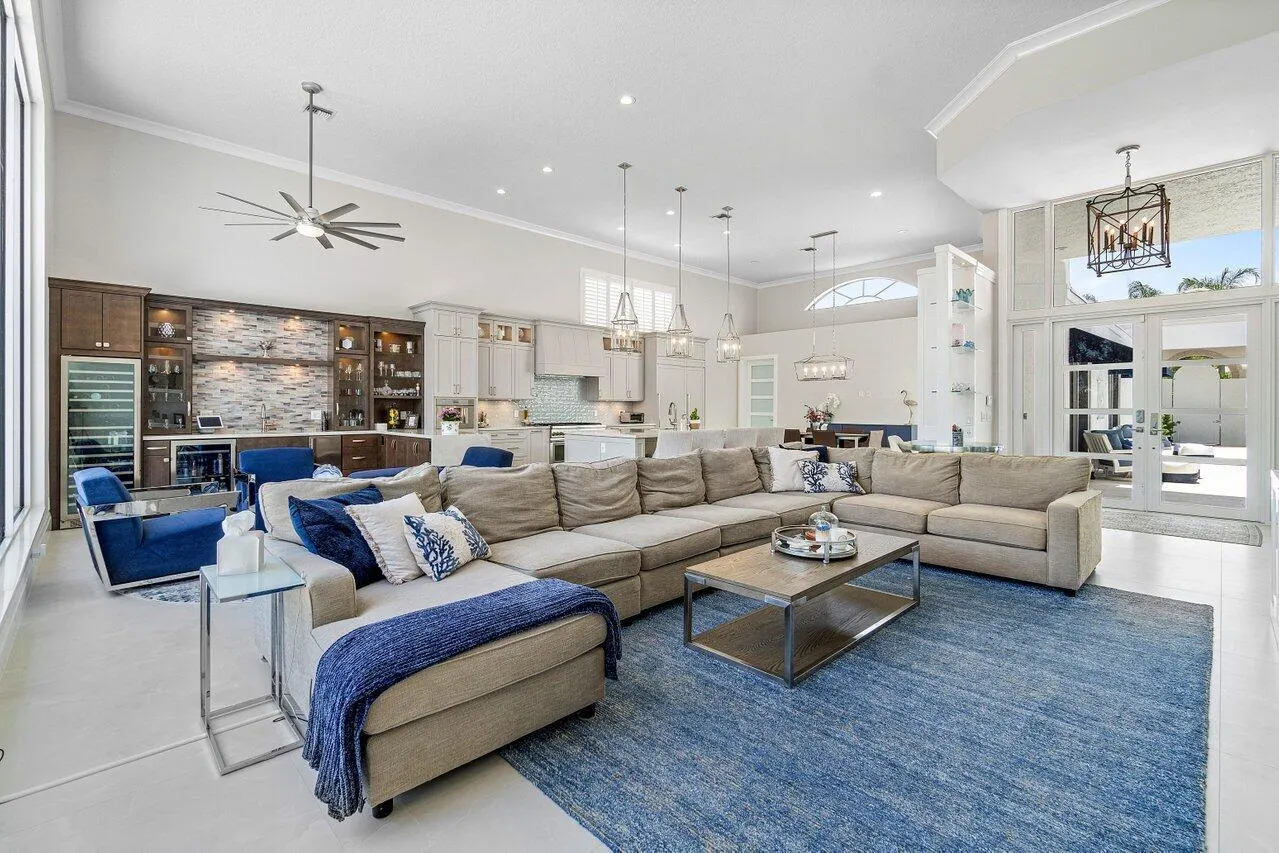 1144 Crystal Drive