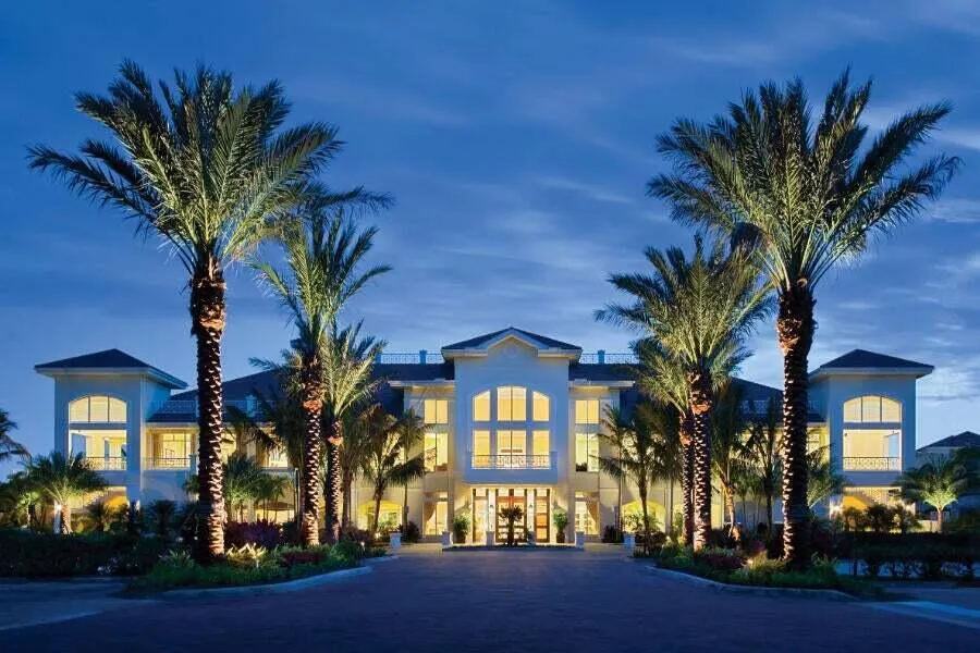 1144 Crystal Drive