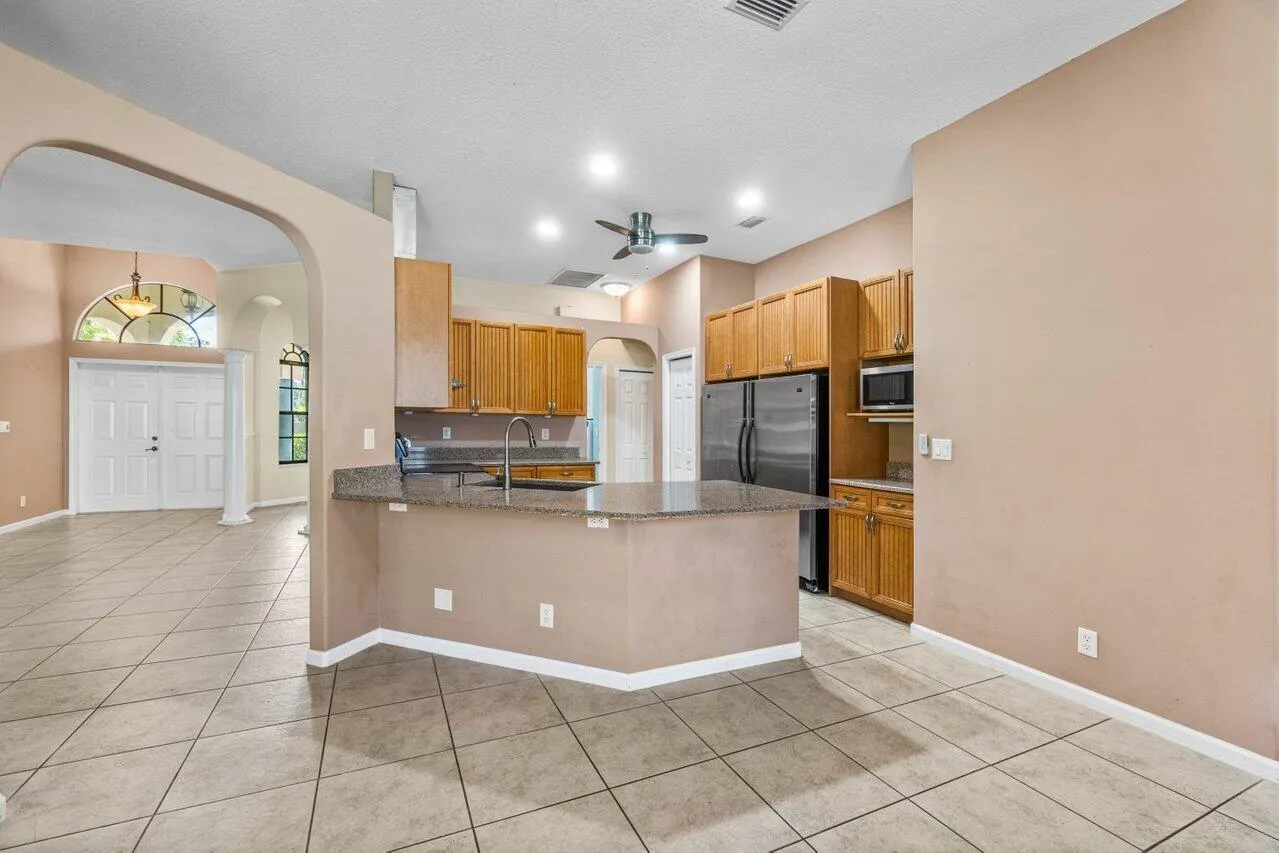 11415 51st Court N