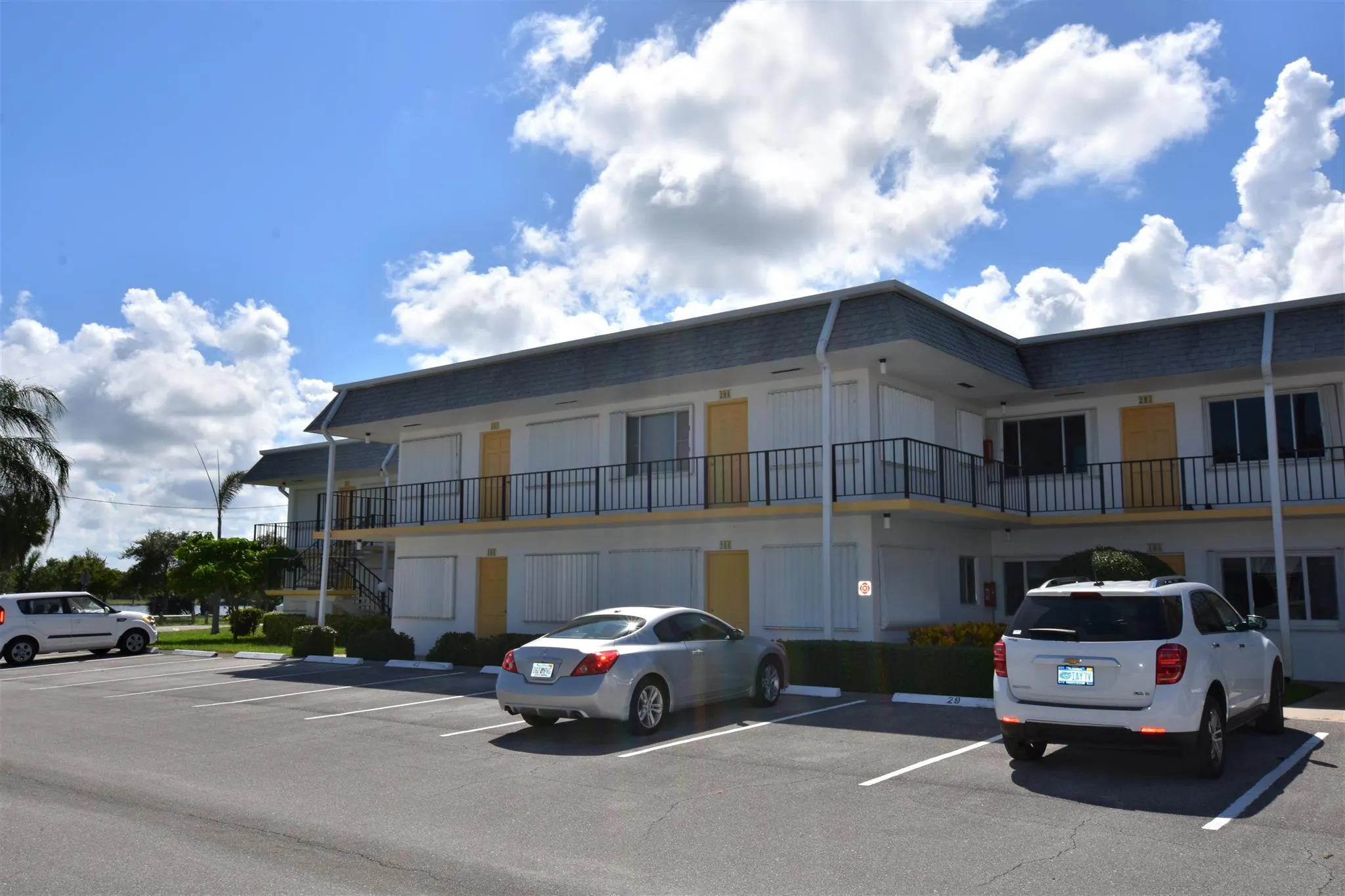 3240 Lake Osborne Drive, #204
