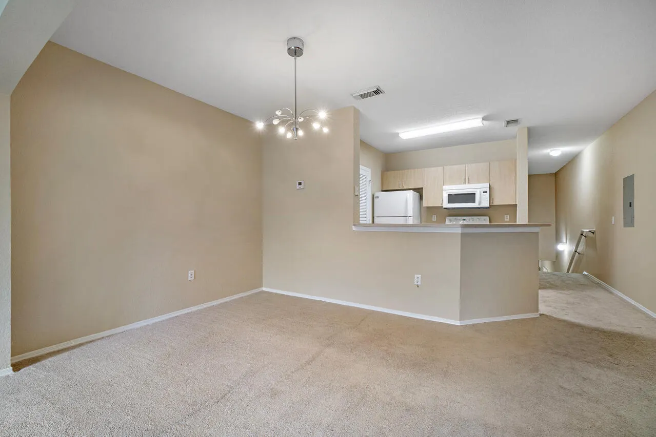 1503 Belmont Place
