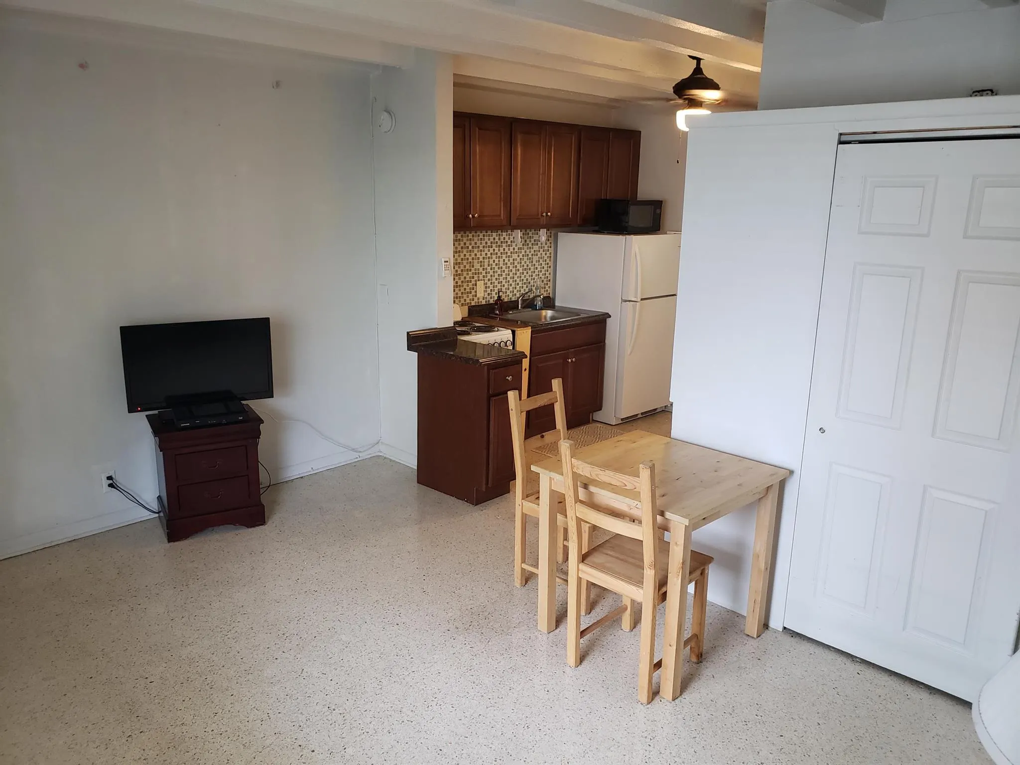 100 Cascade Lane, #7