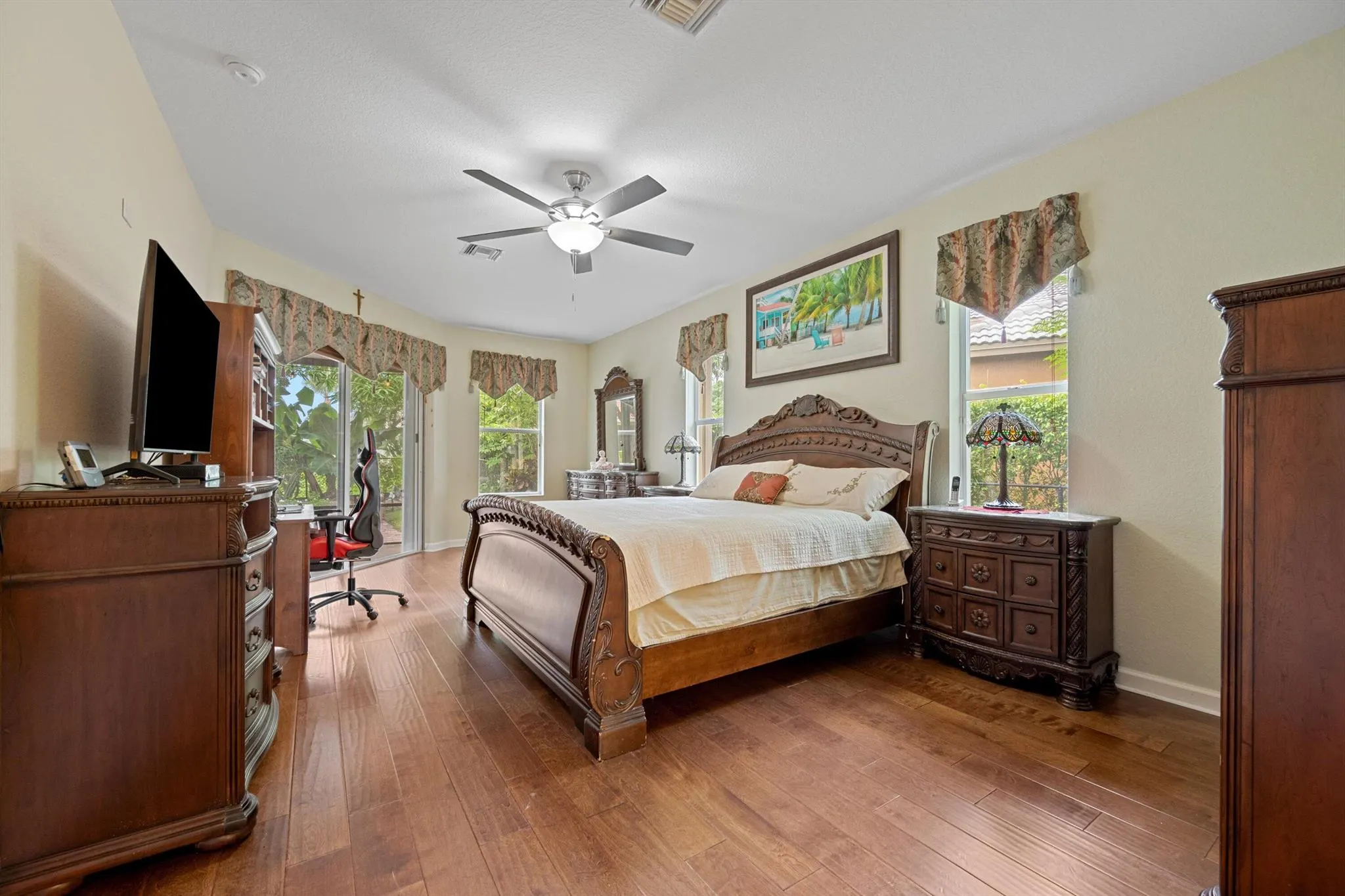 3804 Victoria Road