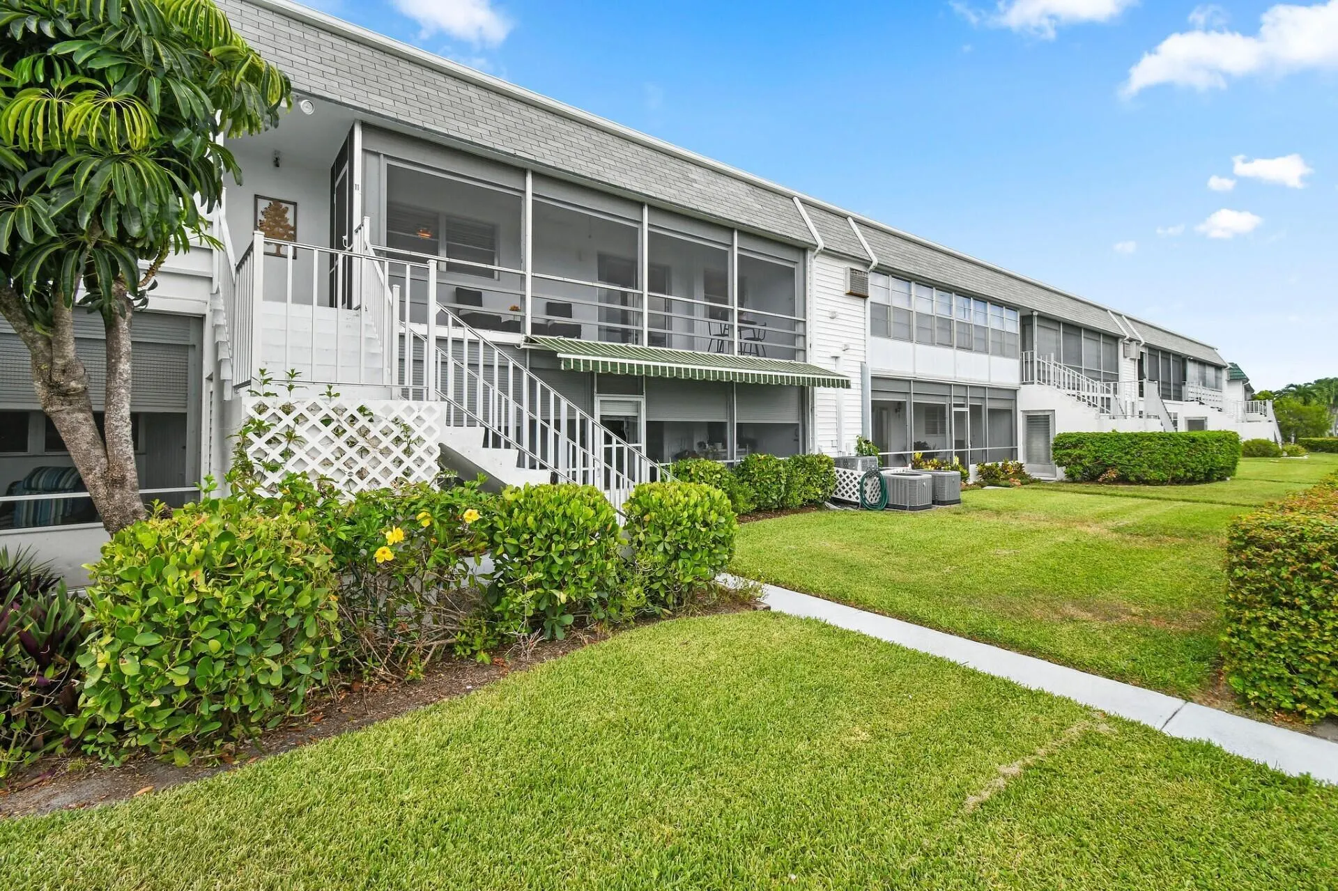 3154 Meridian Way S, #11
