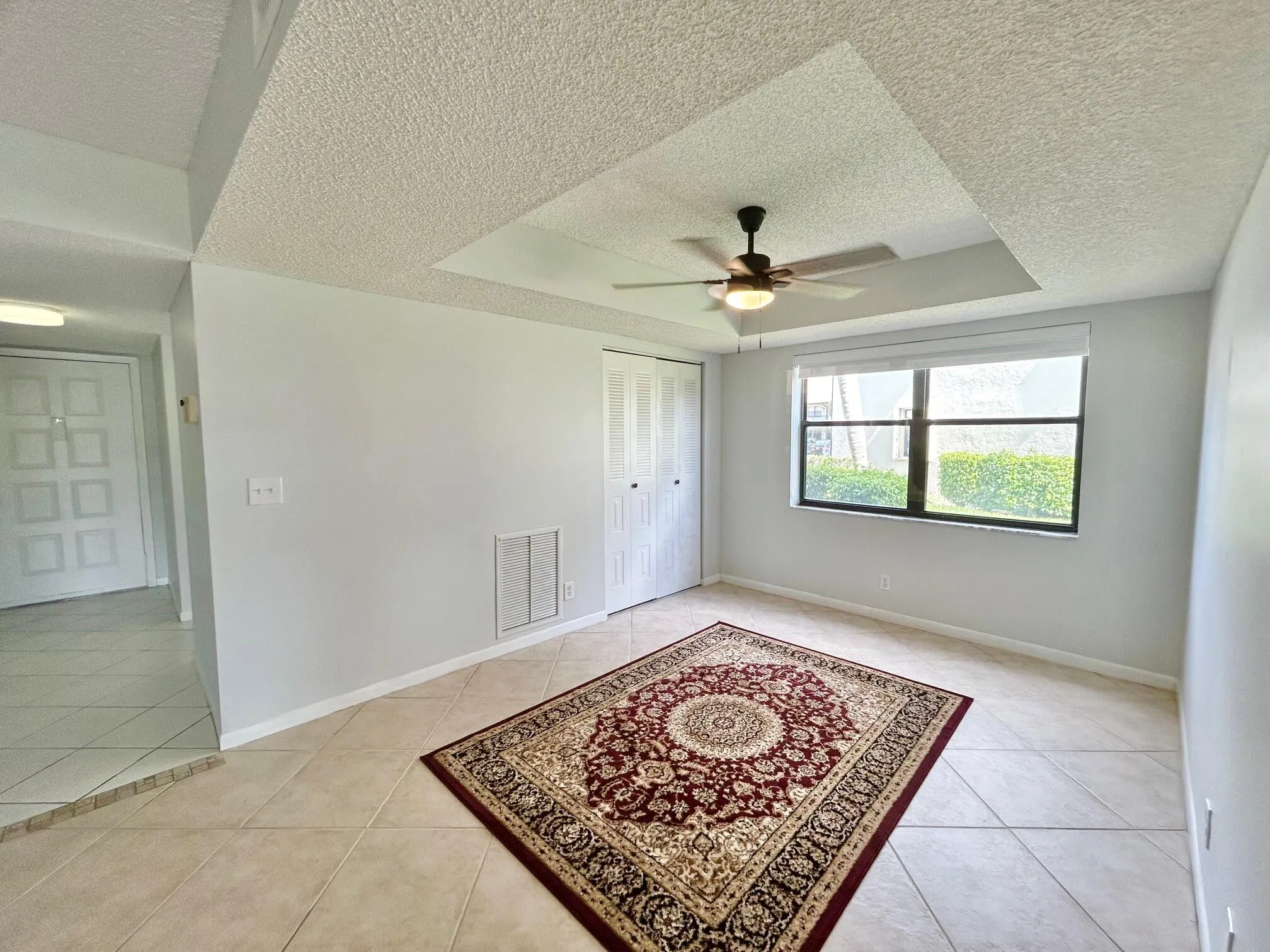 7590 Tahiti Lane, #101
