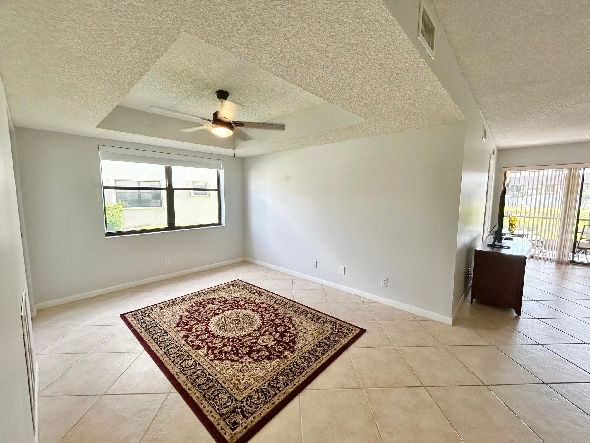 7590 Tahiti Lane, #101