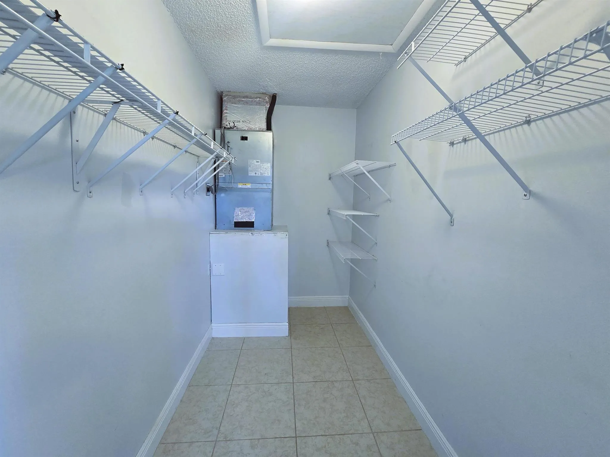 2886 Fernley Drive E, #40