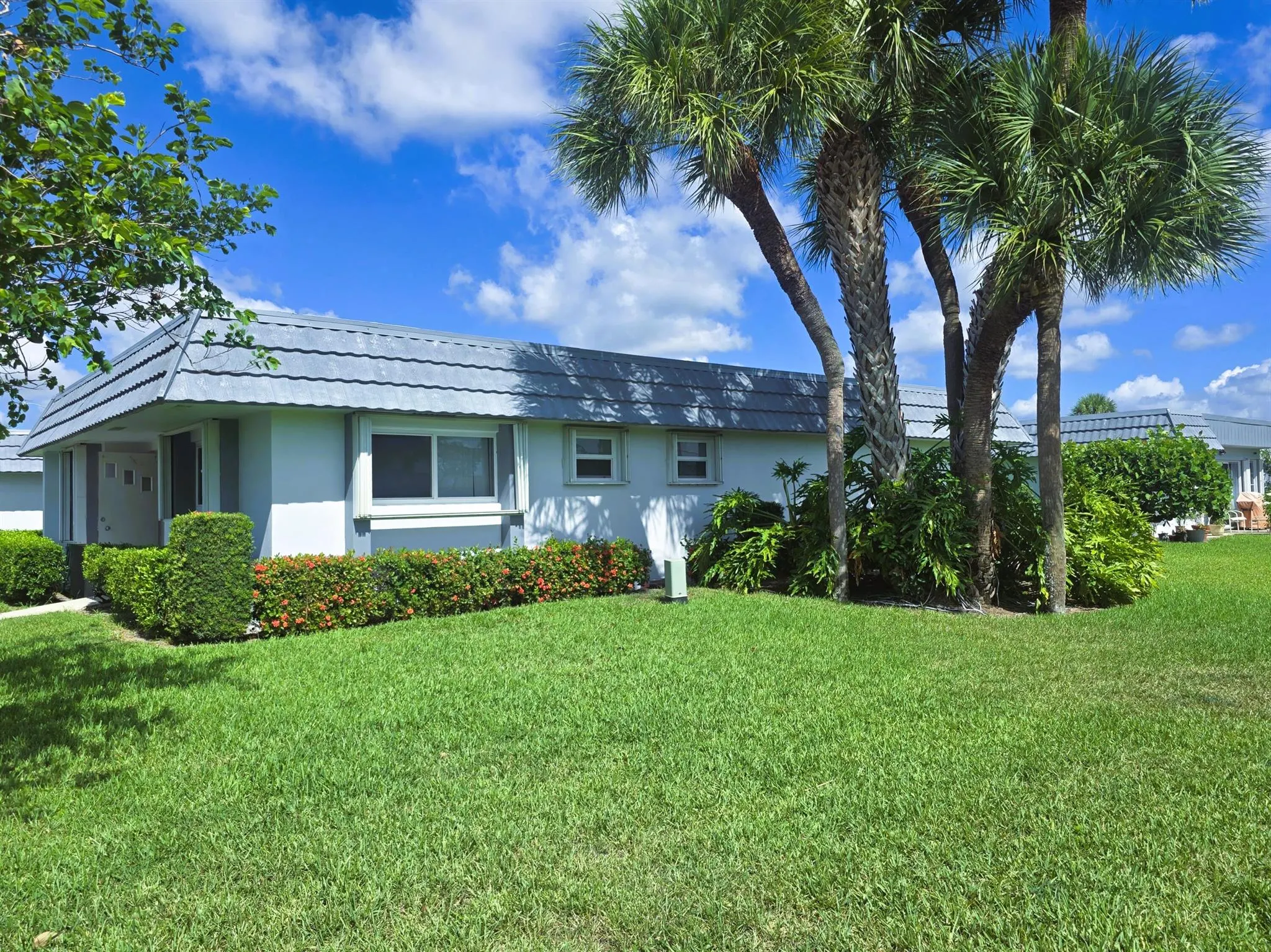 2886 Fernley Drive E, #40