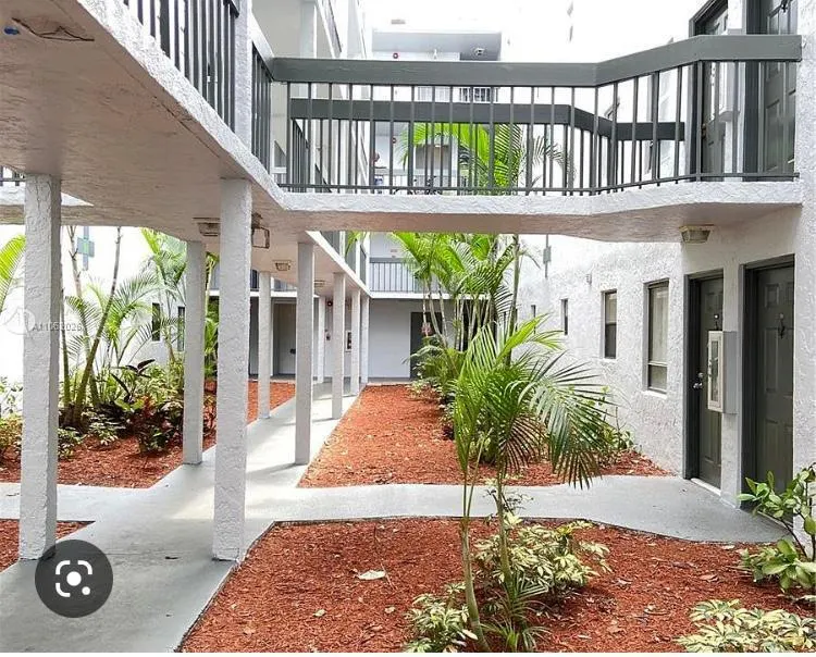 1750 N Congress Avenue, #403