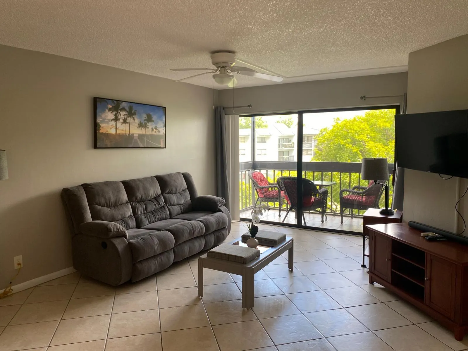 1750 N Congress Avenue, #403