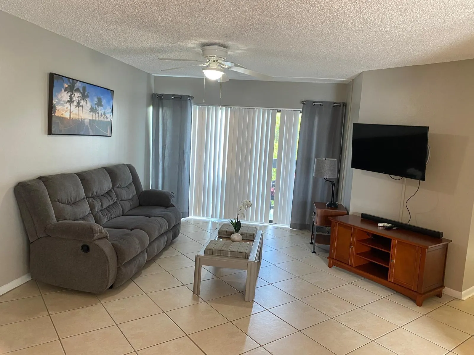 1750 N Congress Avenue, #403