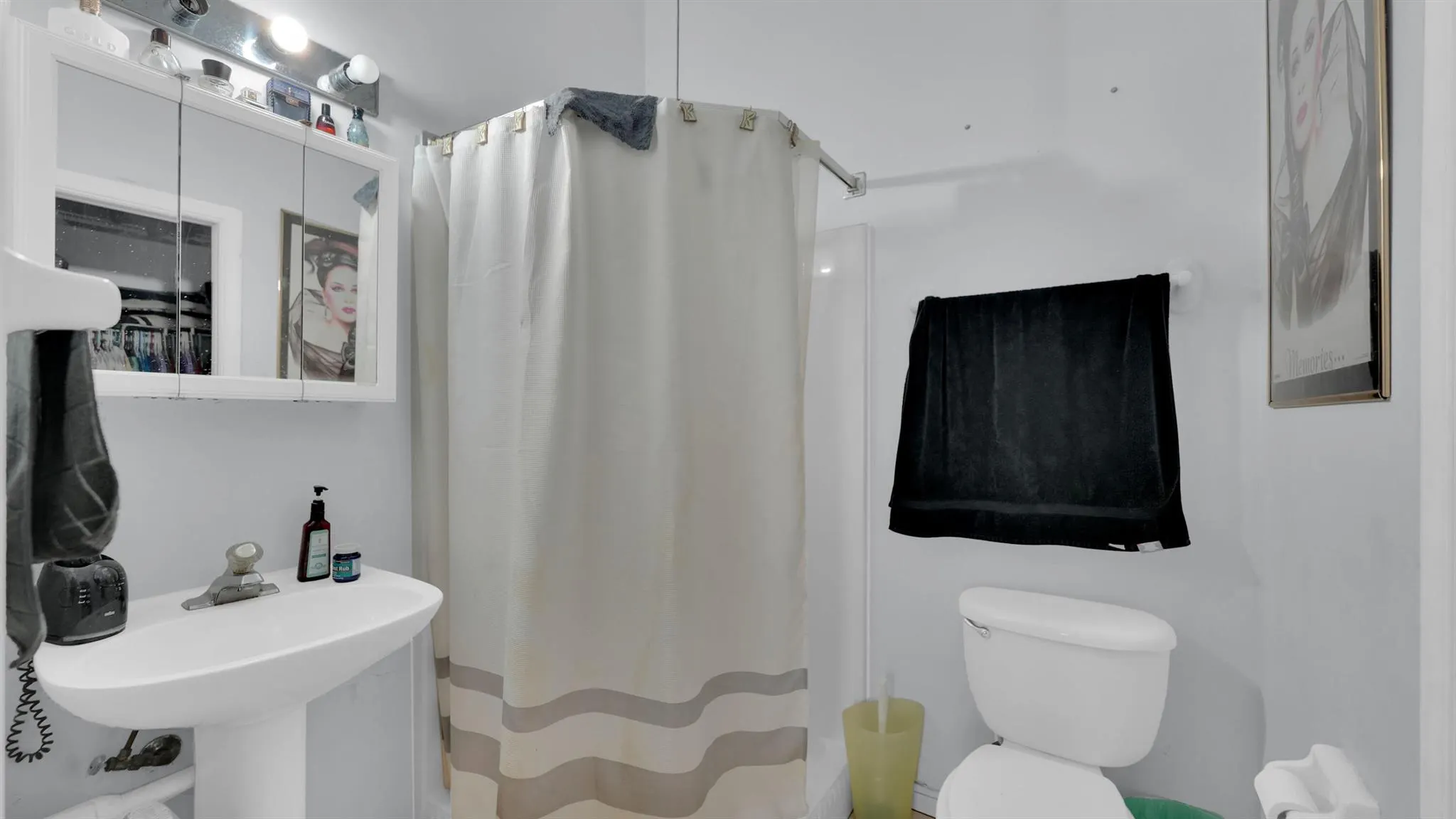 14010 Veronica Court