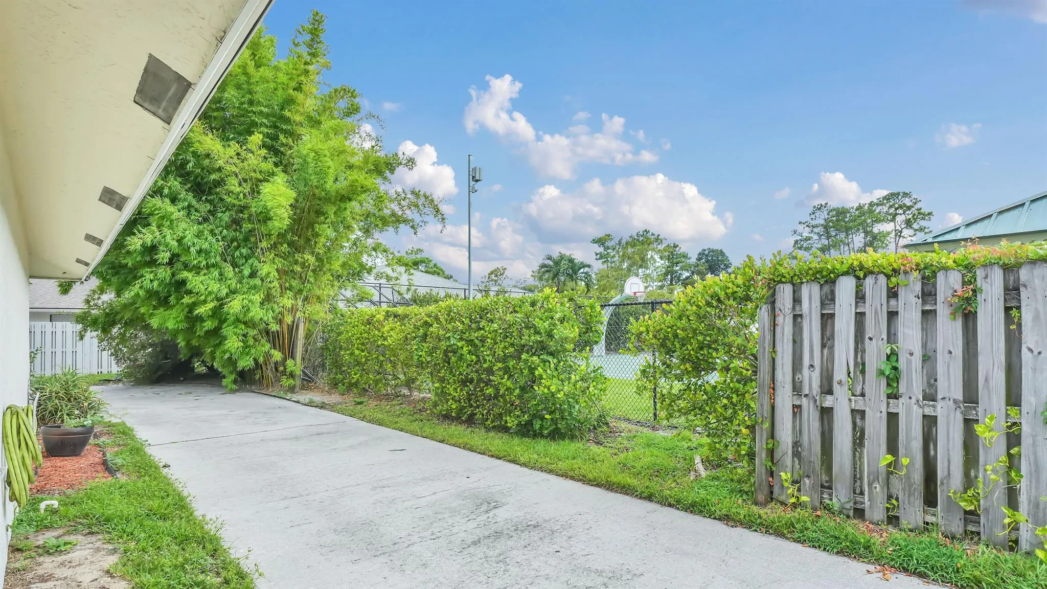14010 Veronica Court