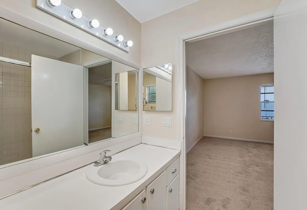 135 Shore Court, #203