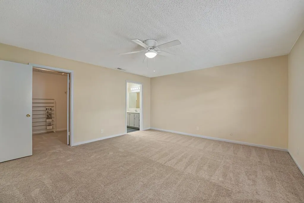 135 Shore Court, #203