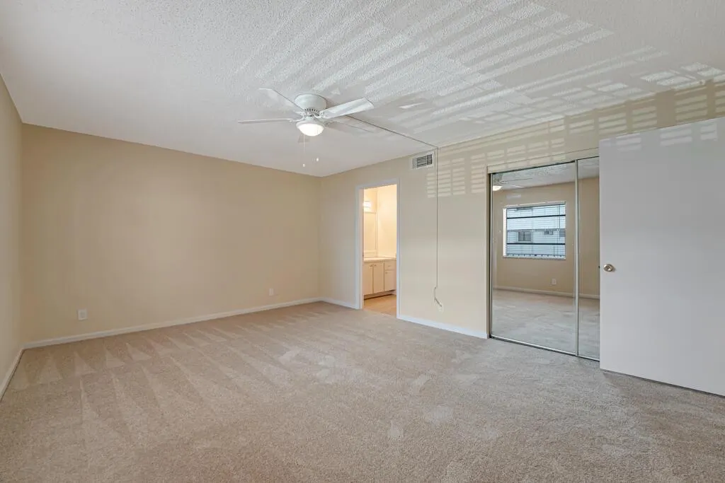135 Shore Court, #203