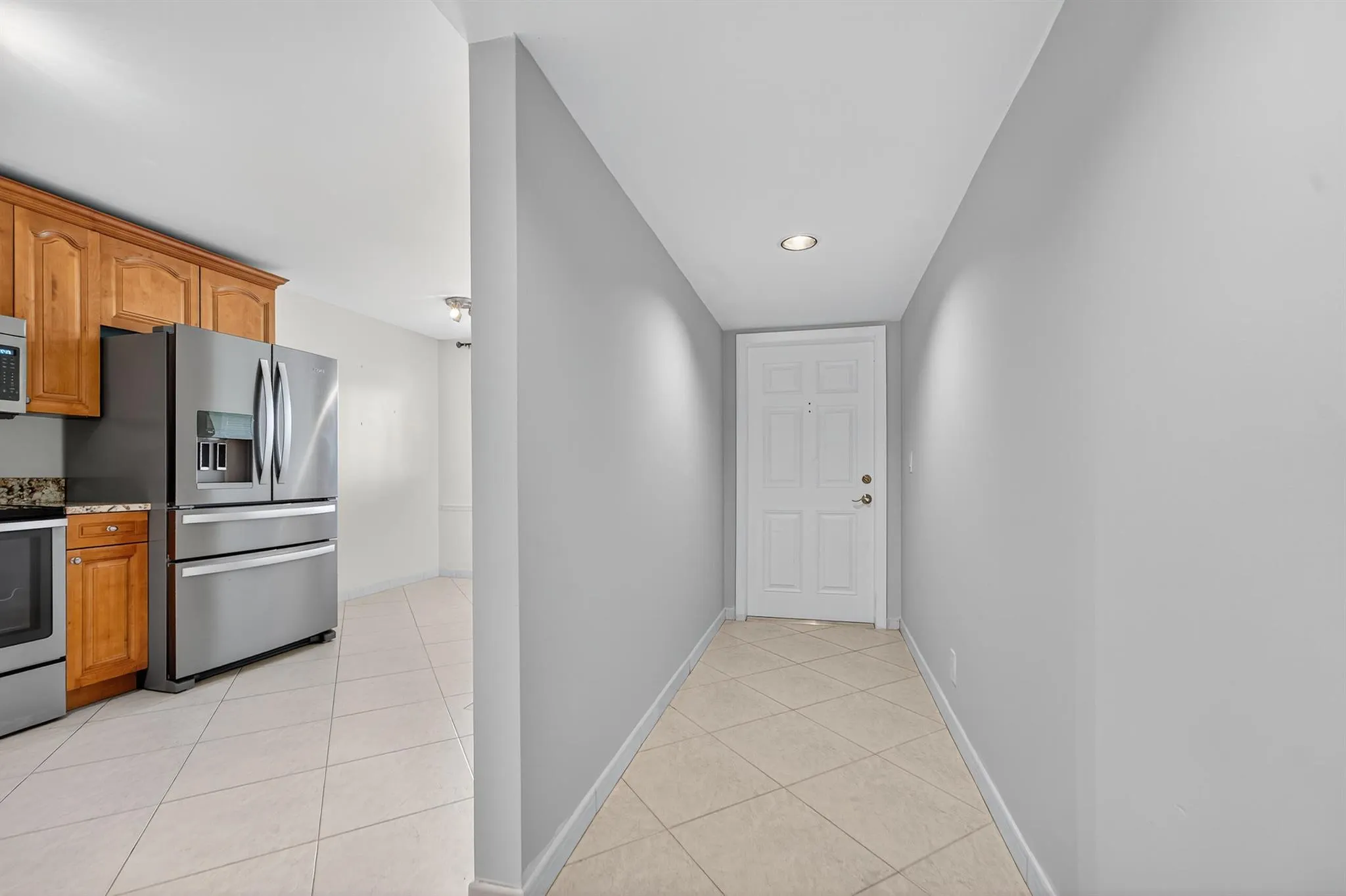 5574 Witney Drive, #102