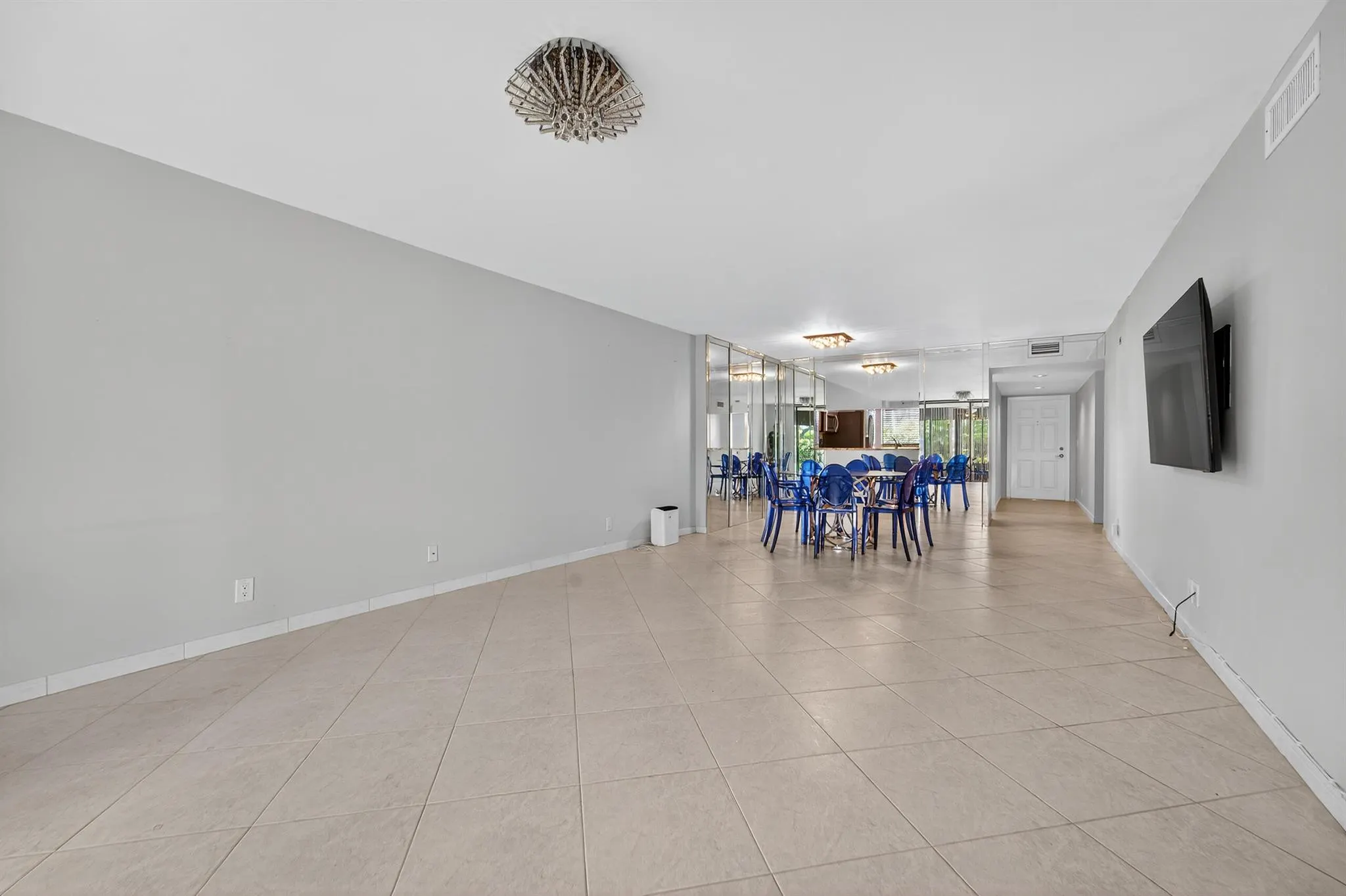 5574 Witney Drive, #102