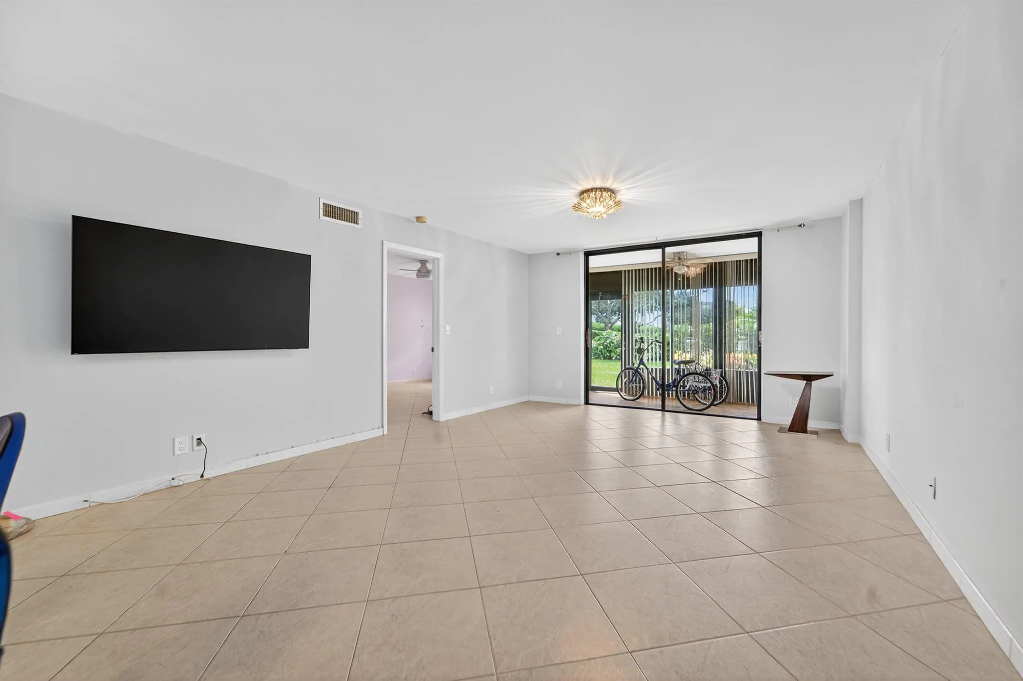 5574 Witney Drive, #102